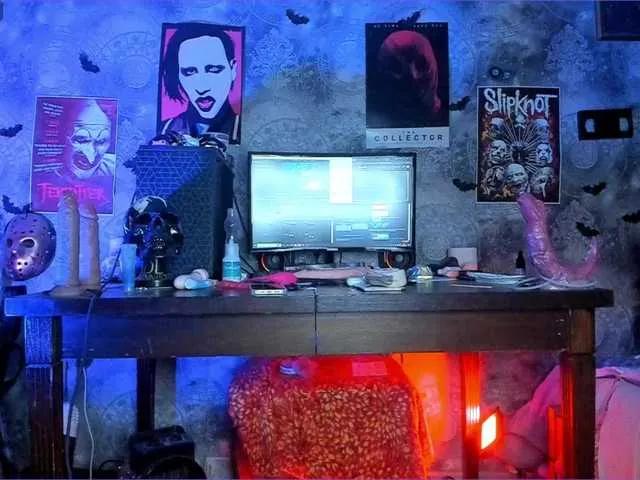 Offline Kuromi-Racer on BongaCams