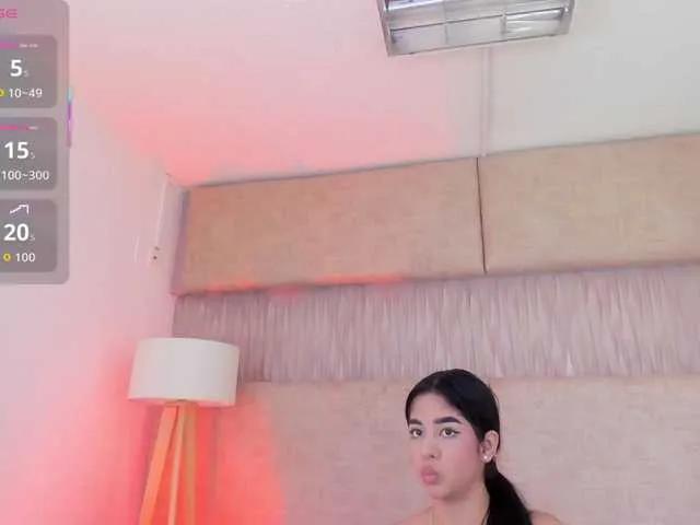 Offline Kyraaa on BongaCams