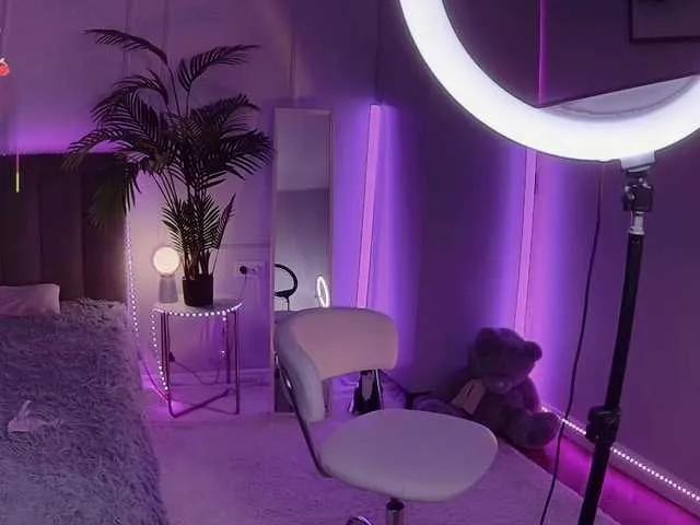 Offline Lerochkaa on BongaCams