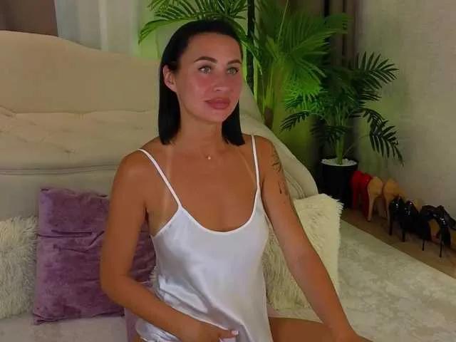 Offline Lilu5107 on BongaCams