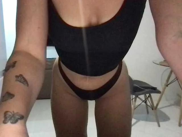 Offline Lolichka20 on BongaCams