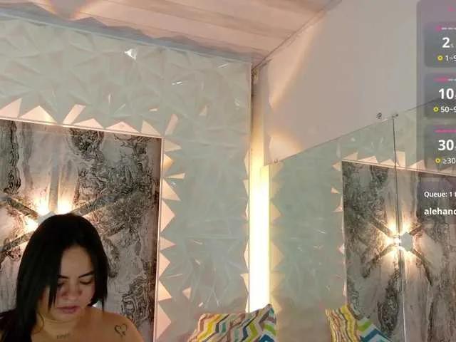 Offline Luciana- on BongaCams