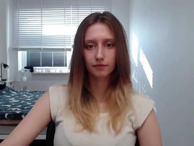 Offline LUNAdream on BongaCams