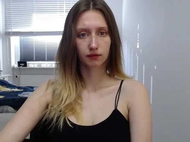 Offline LUNAdream on BongaCams