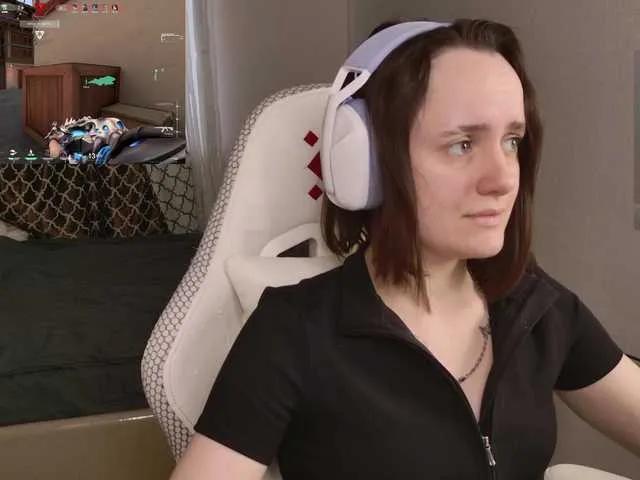 Freechat LunaL0ve on BongaCams