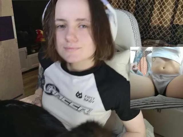 Freechat LunaL0ve on BongaCams