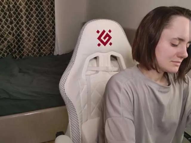 Freechat LunaL0ve on BongaCams