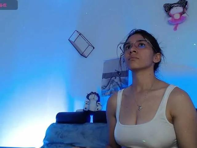 Offline maky-davis on BongaCams