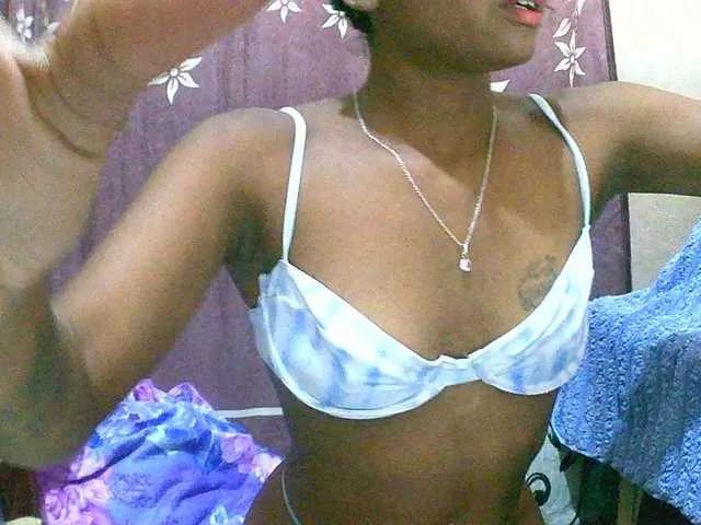 Offline maliah on BongaCams