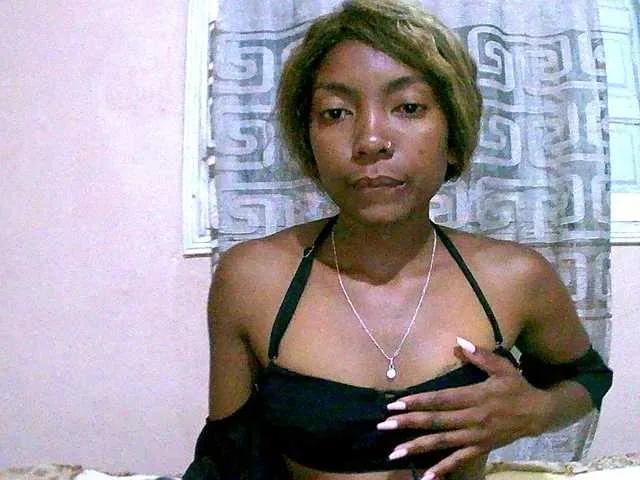 Offline maliah on BongaCams