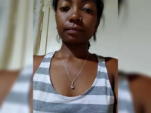 Offline maliah on BongaCams