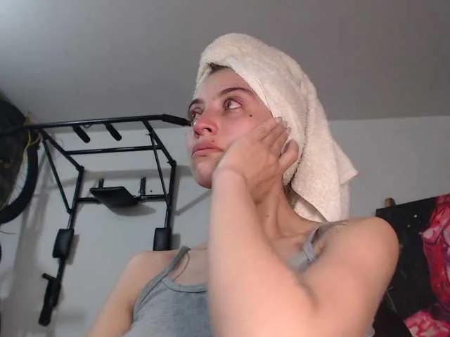 Freechat mariecam420 on BongaCams