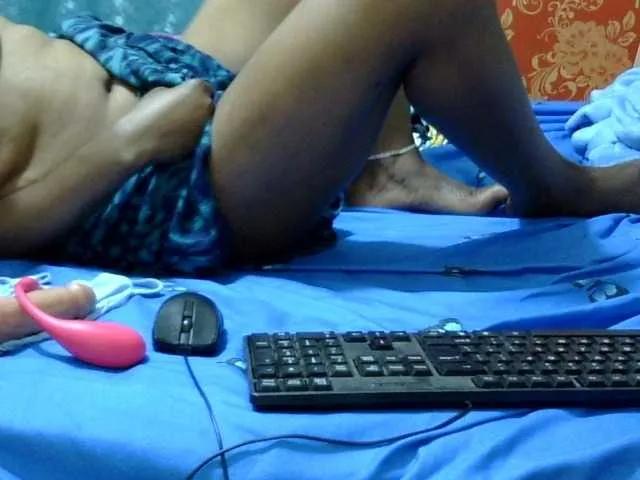 Offline maya-pretty on BongaCams