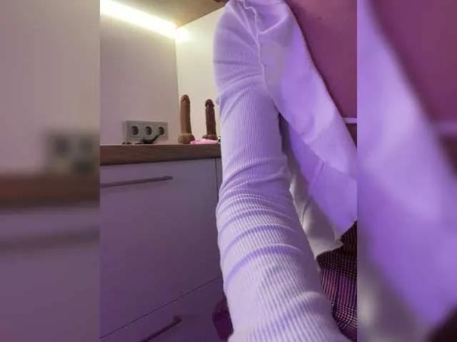 Offline MayWey on BongaCams