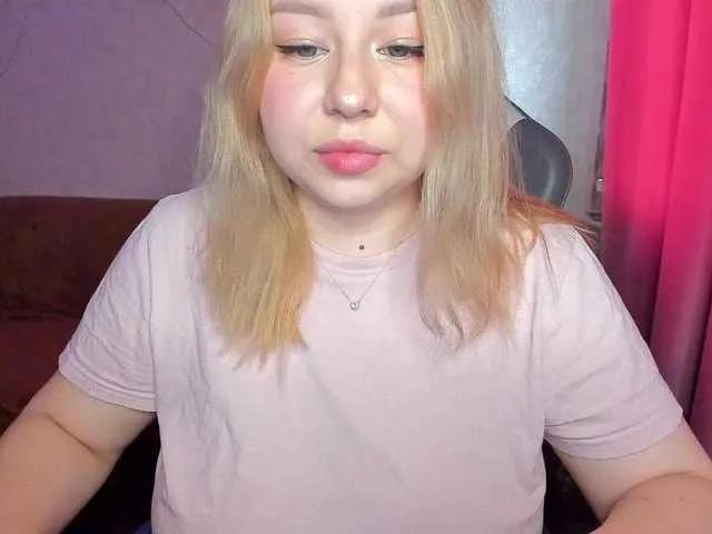 BongaCams MilkaFoxy is Freechat MilkaFoxy — Caring and generous signals, witty jokes, interesting conversations, passionate vibrations, hot spanking and stroking