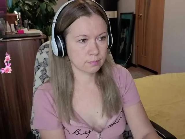 Freechat Misslyolika on BongaCams