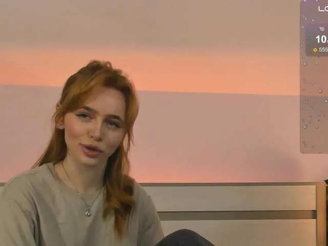 Offline MissRedFox on BongaCams