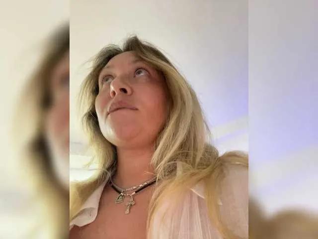 Offline NERVOMOTINA on BongaCams