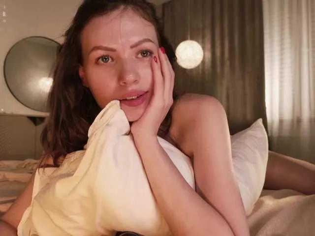 Offline Ninilina on BongaCams