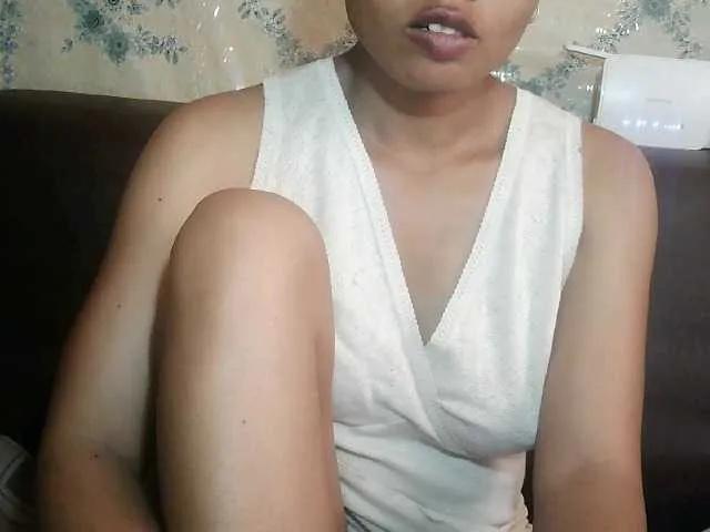 Freechat Pussy01lips on BongaCams