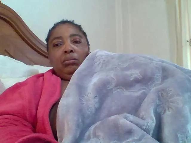 Offline pussylips53 on BongaCams