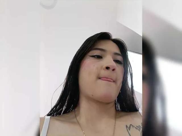 Offline RachelCooper on BongaCams