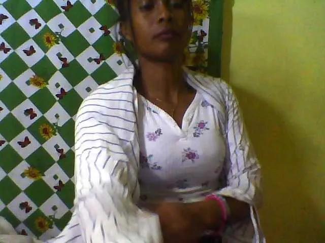 Offline Reine2delice on BongaCams