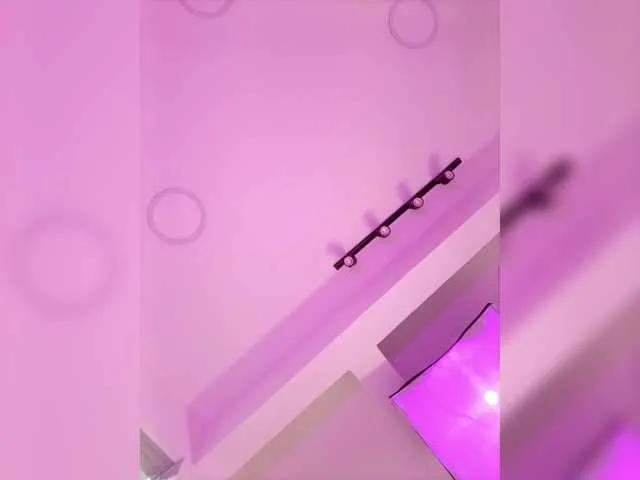 BongaCams SabrinaLuke is Freechat SabrinaLuke — I like when your sexual and emotional interest shows, I like to feel desired and to know that I am your favorite girl.