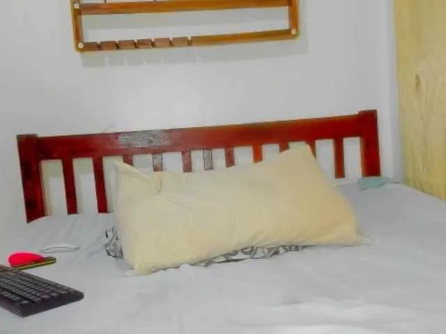 Freechat Sam9338 on BongaCams