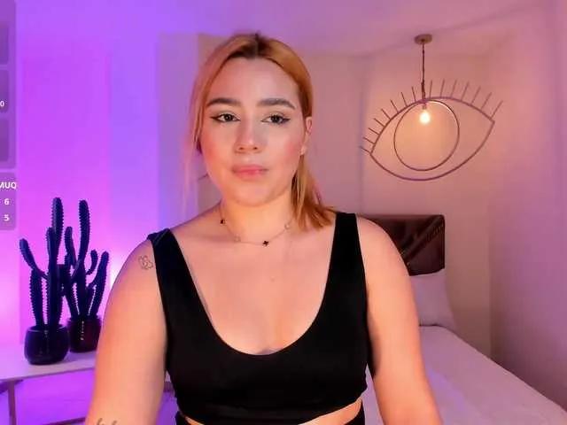 Offline SamanthaKlein on BongaCams