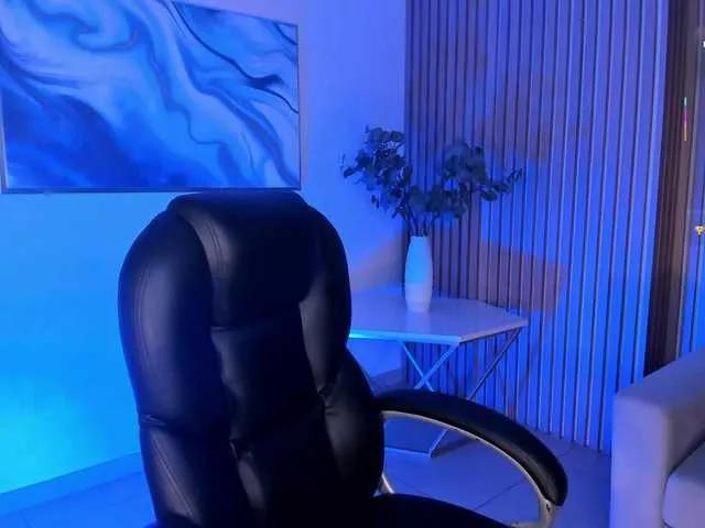 Offline SamanthaKlein on BongaCams