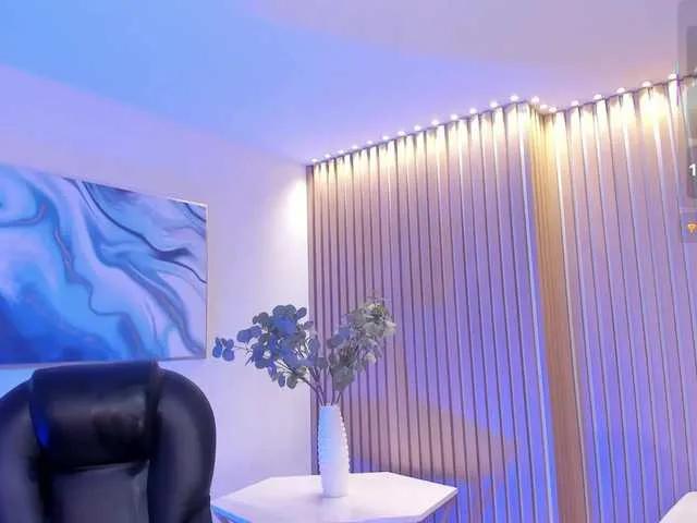 Offline SamanthaKlein on BongaCams