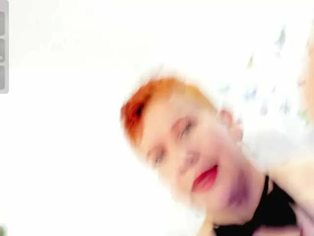 Offline sharon-mom on BongaCams