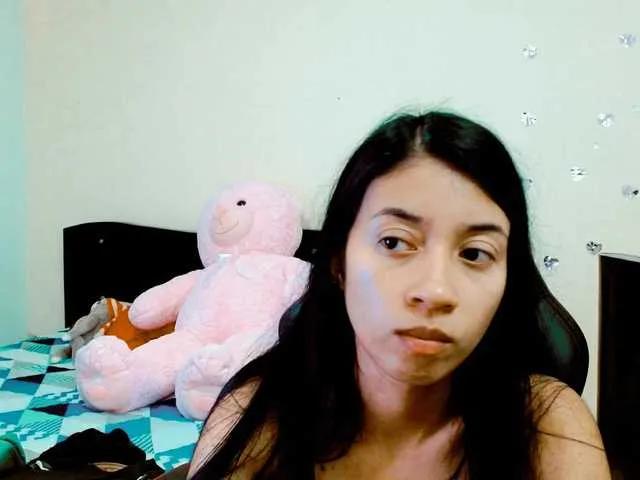 Offline sofilopez on BongaCams
