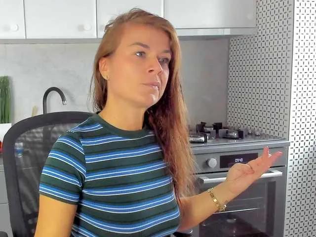 Offline SuaveGia on BongaCams