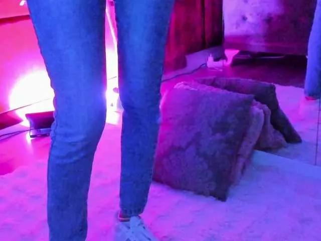 Offline SugarMaple on BongaCams