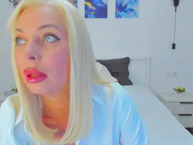 Offline Sunbeam on BongaCams