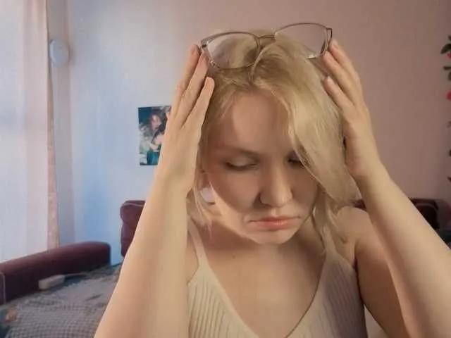 Offline Tikoffka on BongaCams