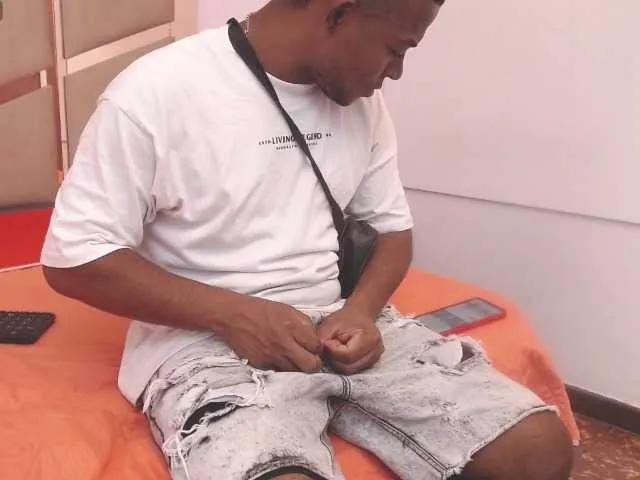 Offline tu-y-yo19 on BongaCams