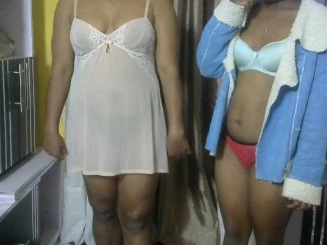 Freechat Twinsexgirl on BongaCams