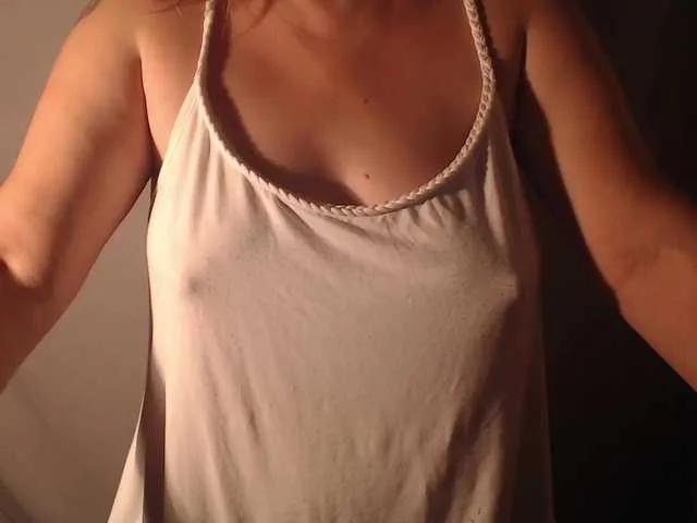 Offline vesna2020 on BongaCams