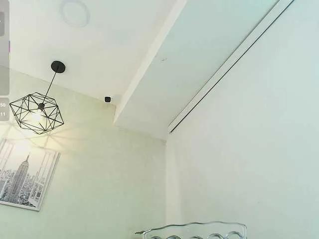 Offline Victoria-Collins on BongaCams