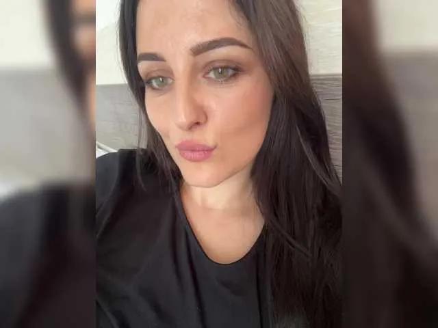 Offline Viksi66 on BongaCams