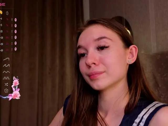 Offline WhiteKelly on BongaCams