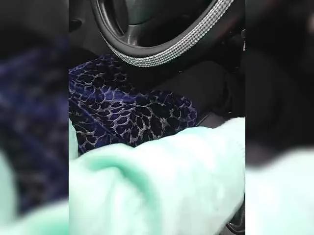 Offline Yna-and-Yn on BongaCams