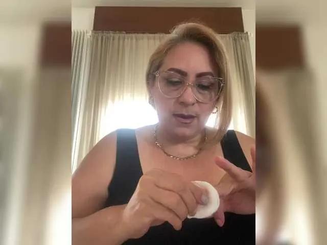 Offline zhamira-daal on BongaCams