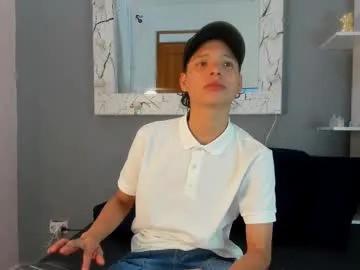 Freechat camillo_virgil on Chaturbate
