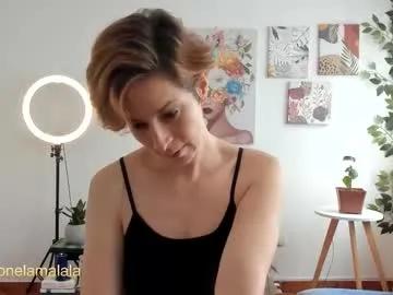 cuddlingbunnny on Chaturbate 