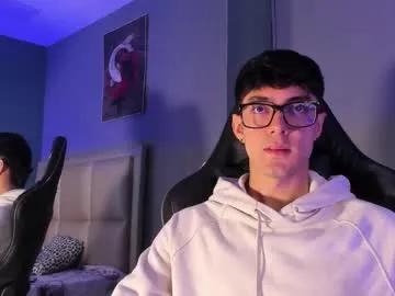 Freechat etham_wolf_ on Chaturbate