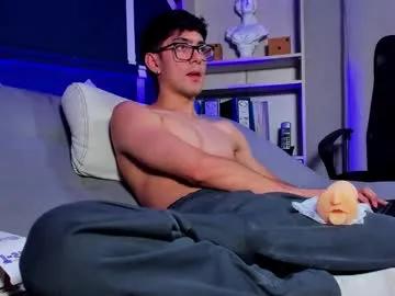 Freechat etham_wolf_ on Chaturbate